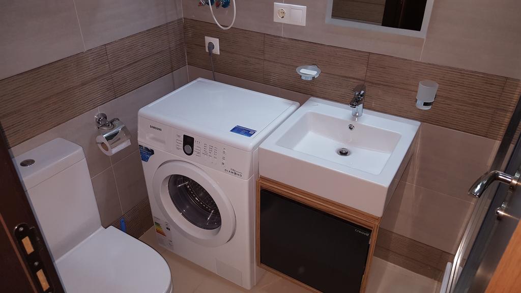 Mimino Apartment Deluxe First Line Batumi Phòng bức ảnh